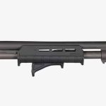 Magpul MOE M-LOK Forend Mossberg 590/590A1 Black - Image 4