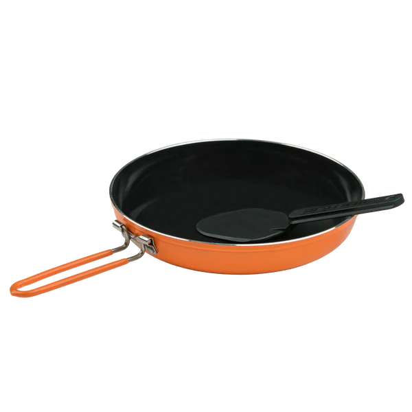 1103610_primary_grande Jetboil Summit Skillet