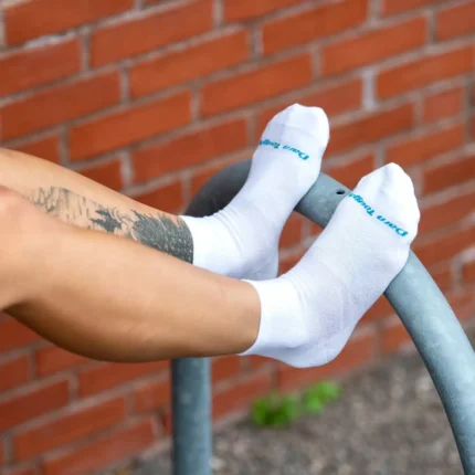 Darn Tough Run 1/4 Ultra Lightweight White Womens
