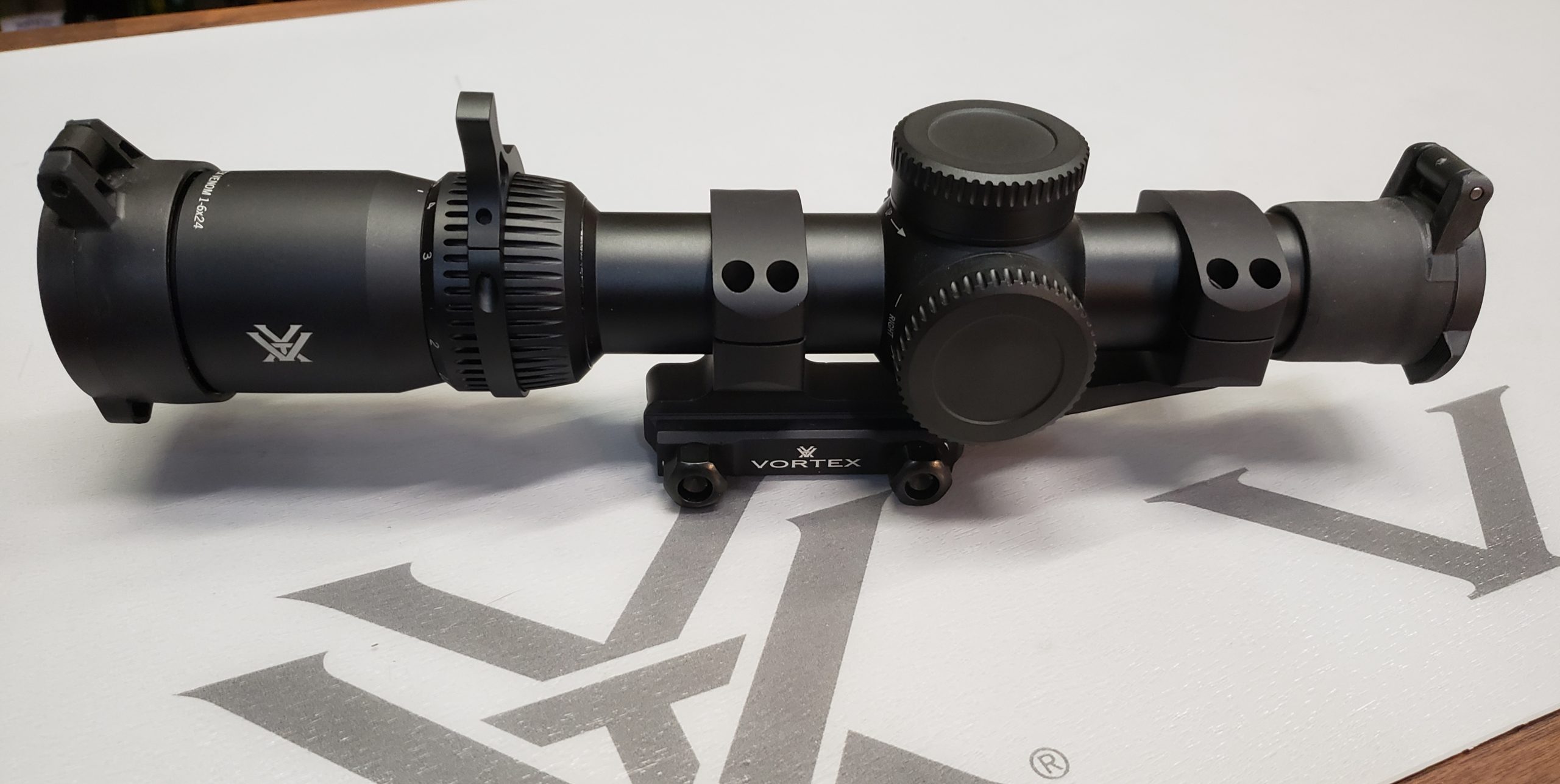 20251209_173547 Consignment Vortex Venom 1-6x24 with Pro Series Cantilever Mount